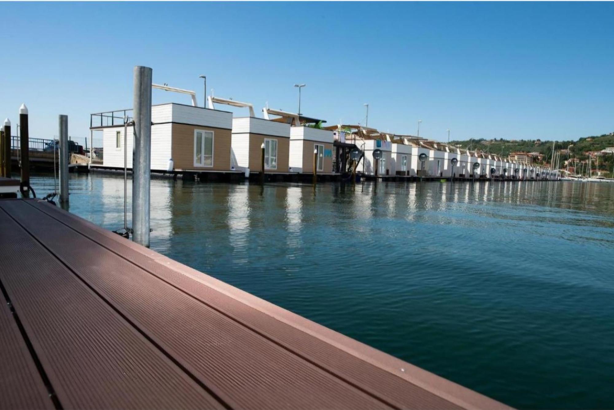 Sea Diva - Luxury Boathouse