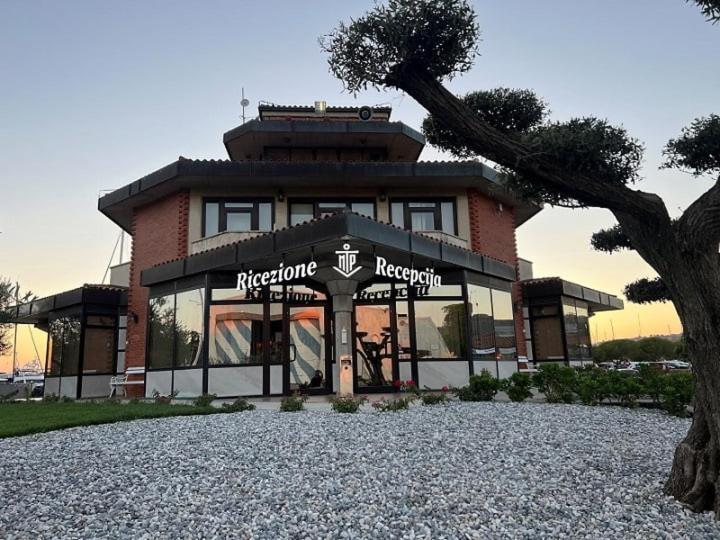 Sea Diva - Luxury Boathouse Holiday home Portoroz